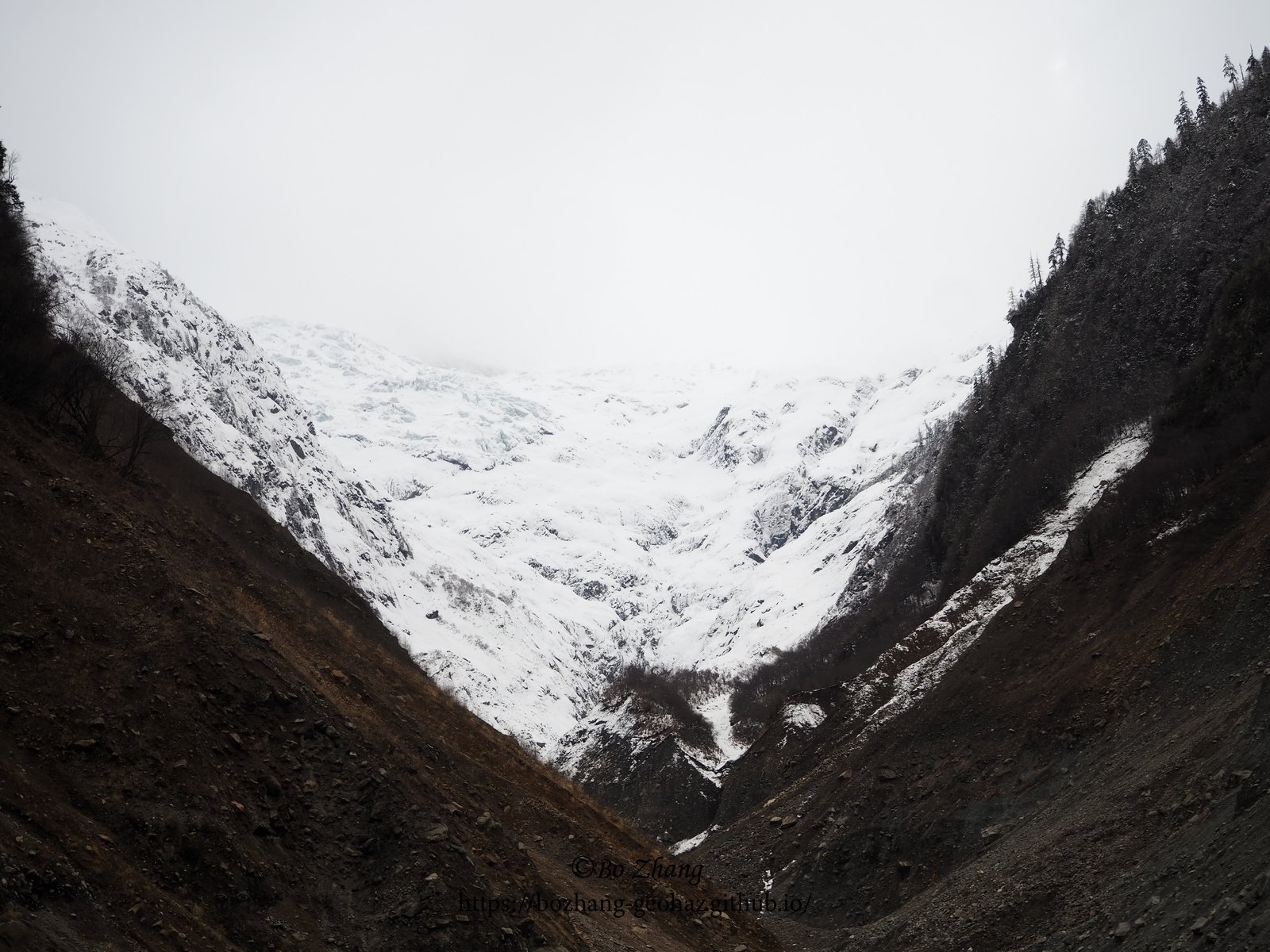 Valley and glacier-fed terrain near Tianmogou